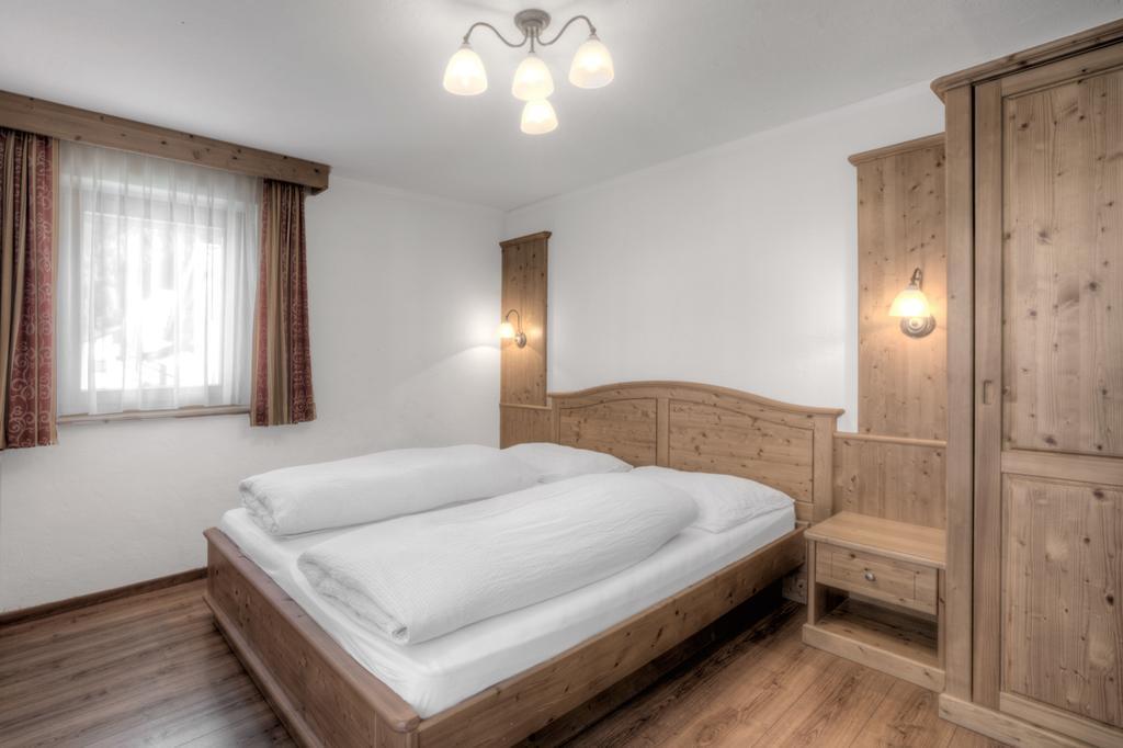 B&B Bracun Corvara In Badia Habitación foto